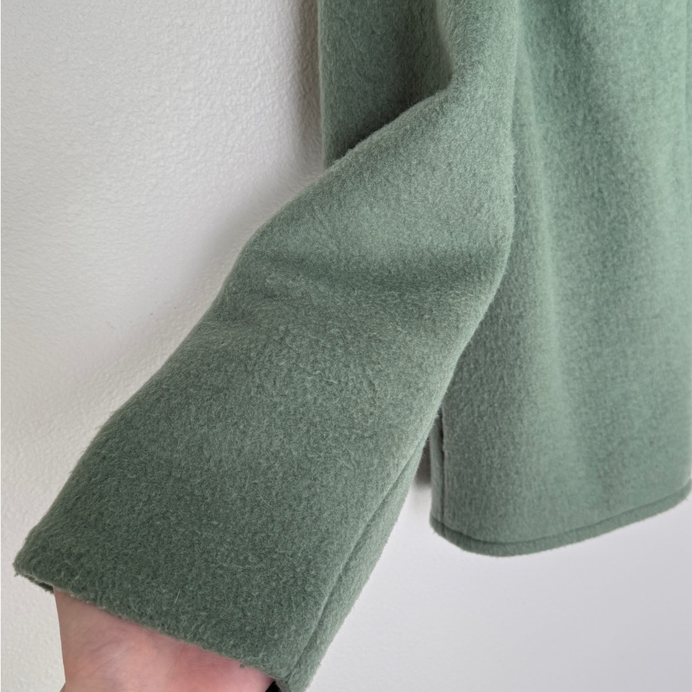 Aritzia Green Jacket - Picture 6 of 7